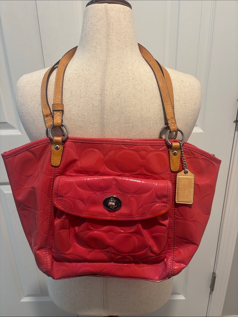 2009 coach Leah pink patent leather